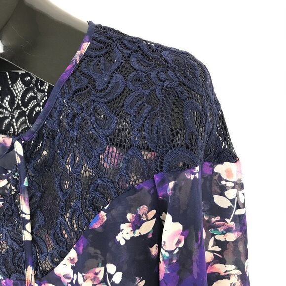 Decree Floral Bell Sleeve Blouse Women's Size Large Lace Up Sheer Spring Casual - Picture 3 of 12